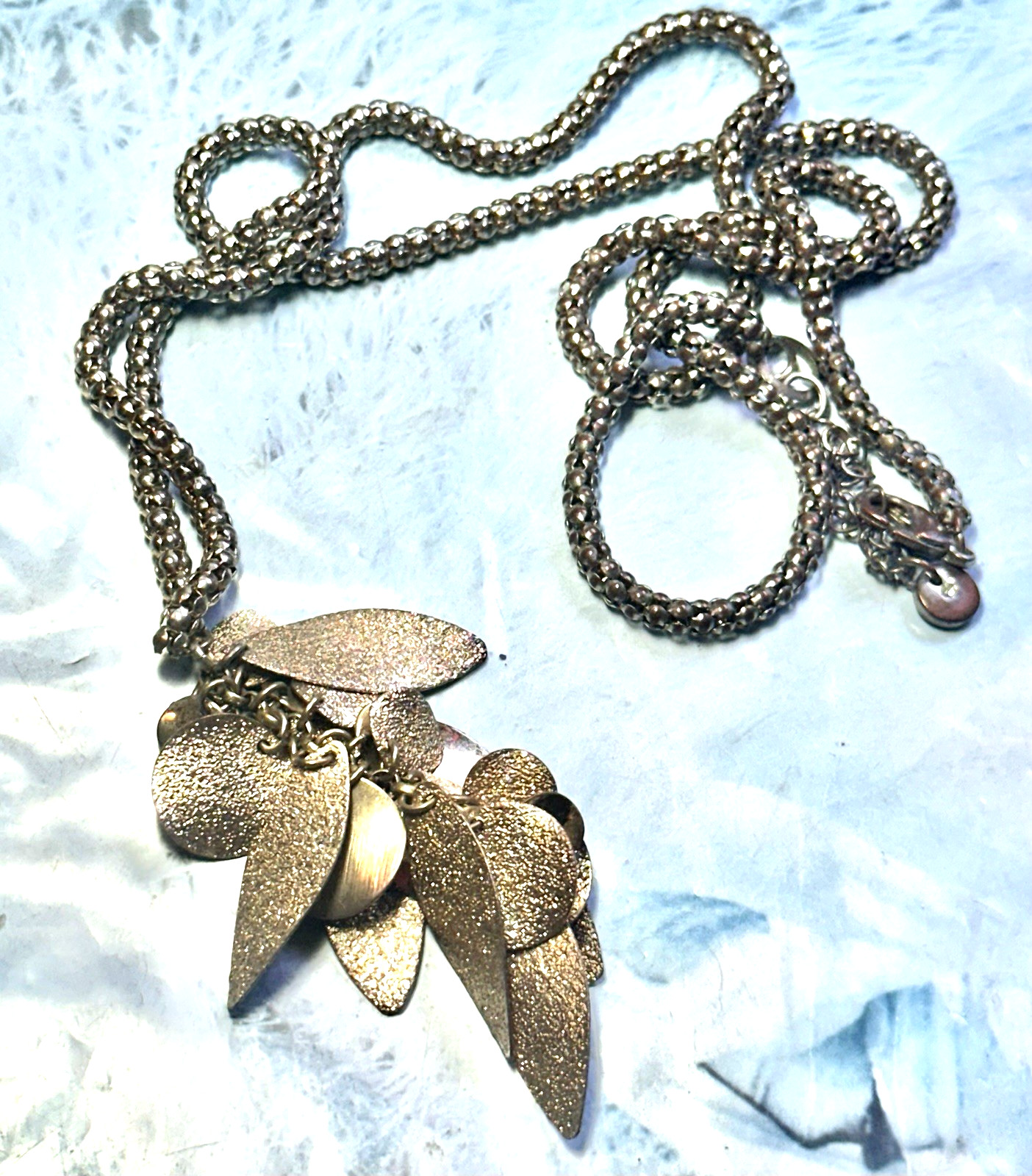 Vintage Textured Leaf Tassel Gold Tone Necklace. 32″
