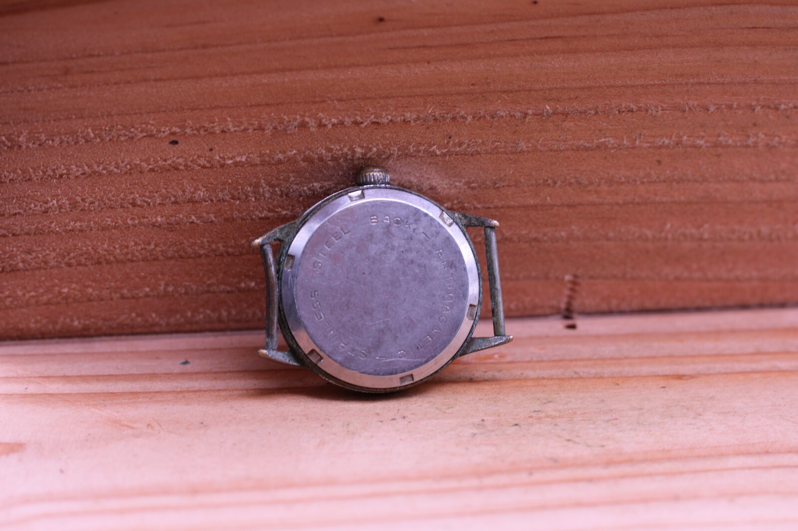 JUNIOR 15 CAL. FE 233-66 VINTAGE MEN’S WRIST WATCH 30mm FOR REPAIR (A4)