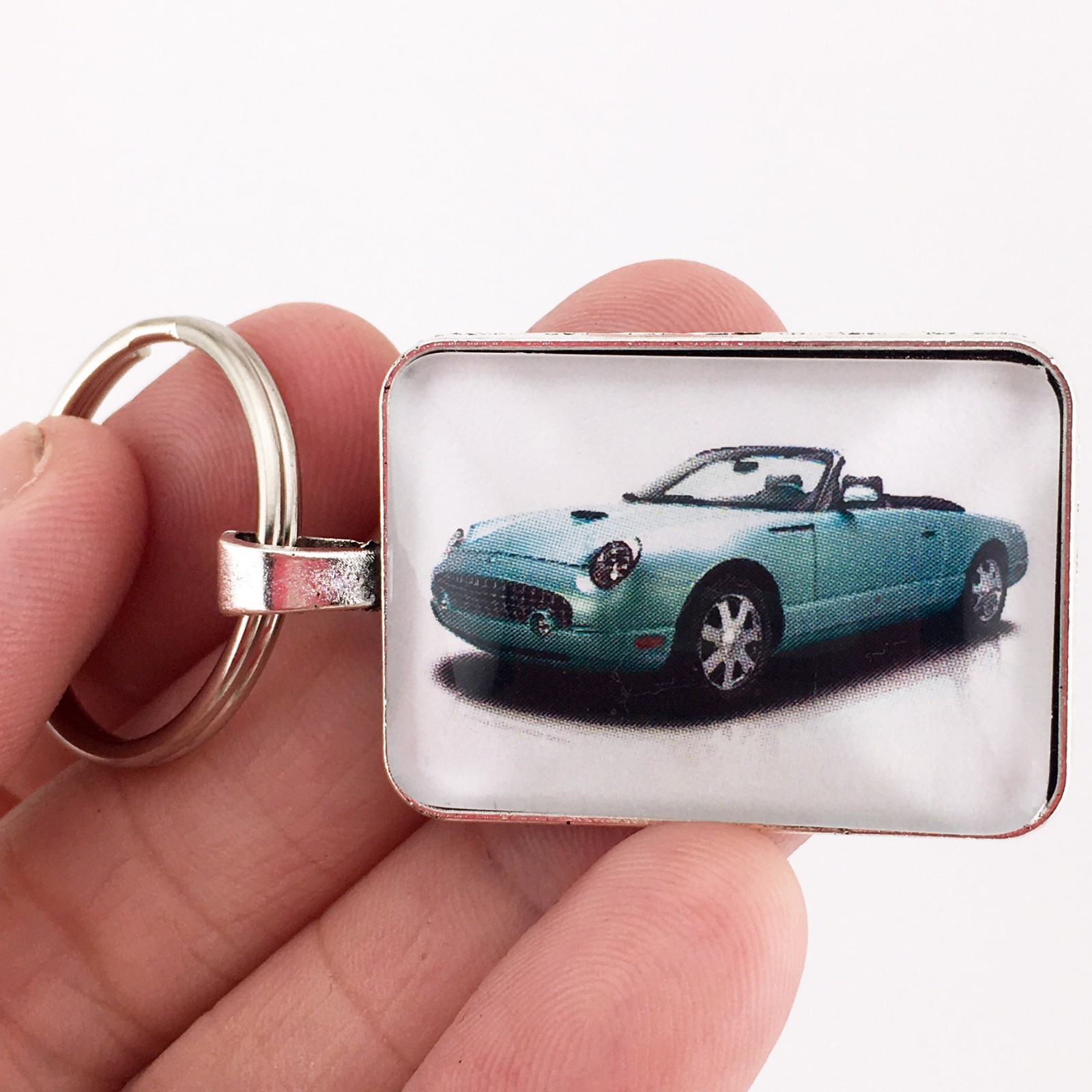 2002 Ford Thunderbird 1″ x 1.25″ Diameter Keychain