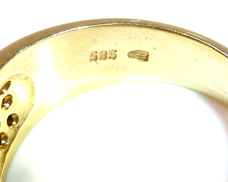 Ring 585 Gold 0.33 ct. Diamonds 0.44ct. Emerald Size 57 18.1mm / 8.51g Excellent Condition