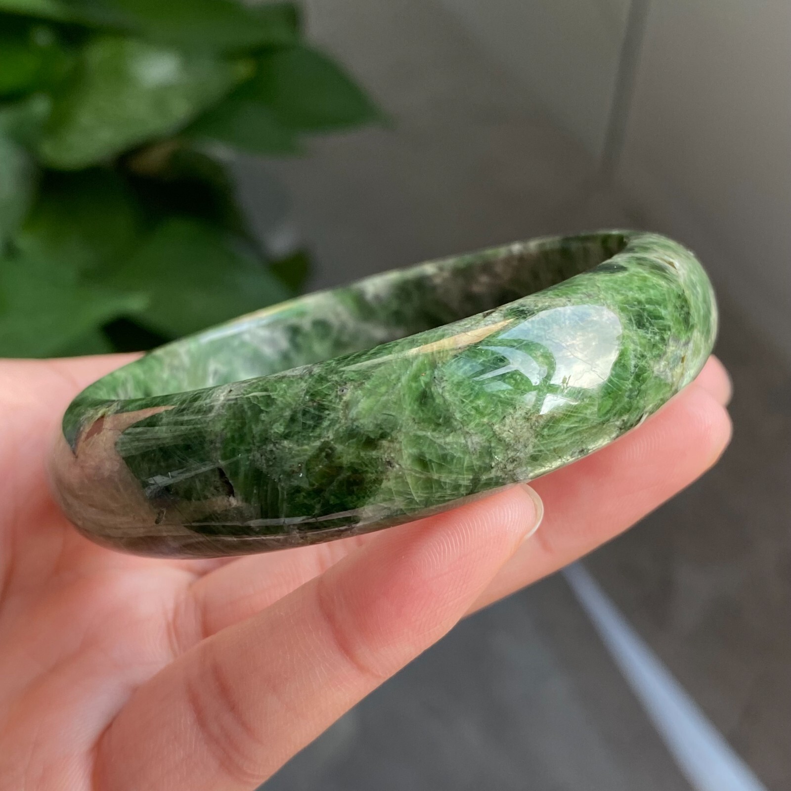 61mm Natural Green Diopside Crystal Quartz Bangle AAAA 5