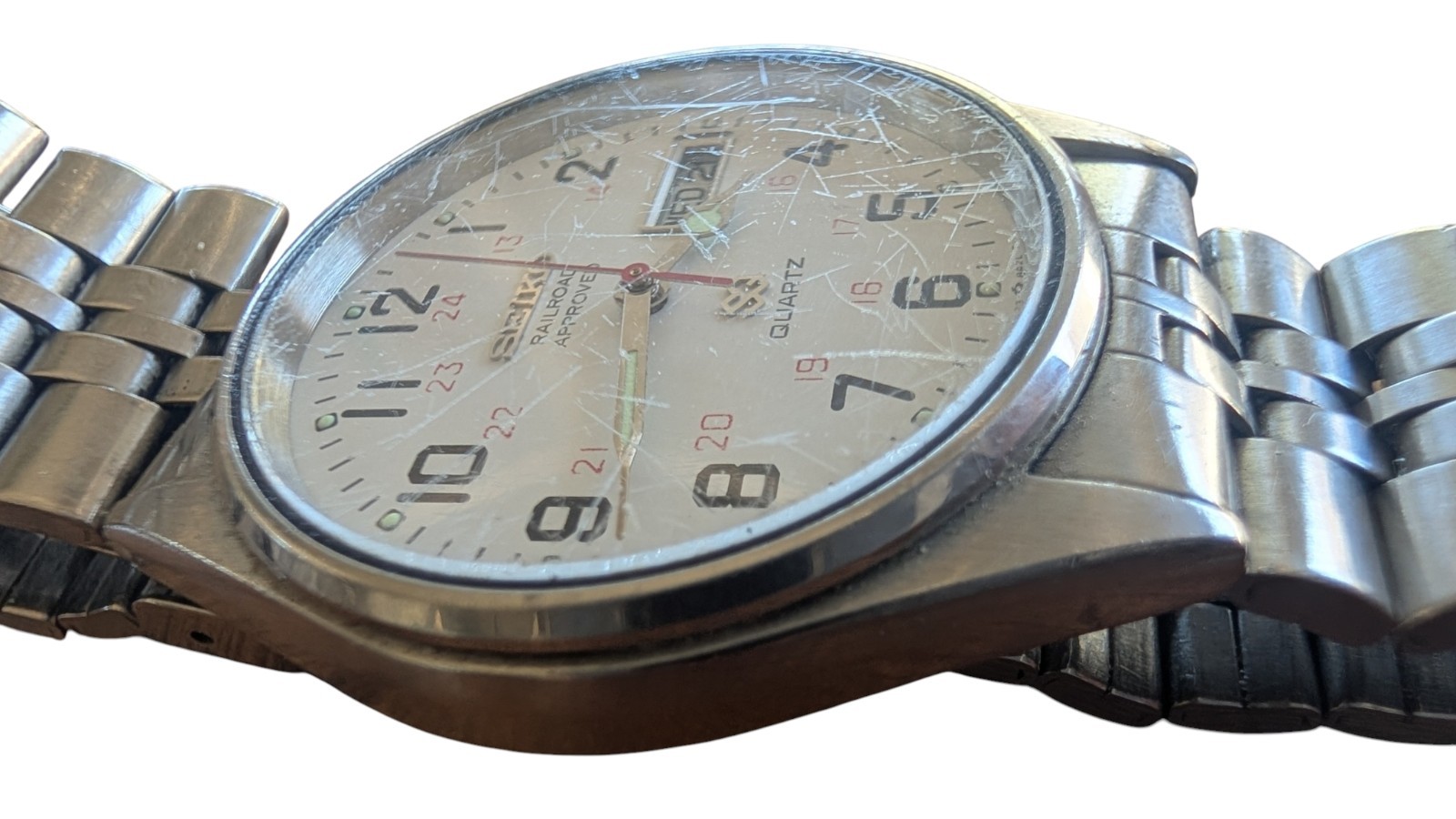 SEIKO 5H23-8A09 RAILROAD APPROVED QUARTZ STAINLESS STEEL WRIST WATCH C
