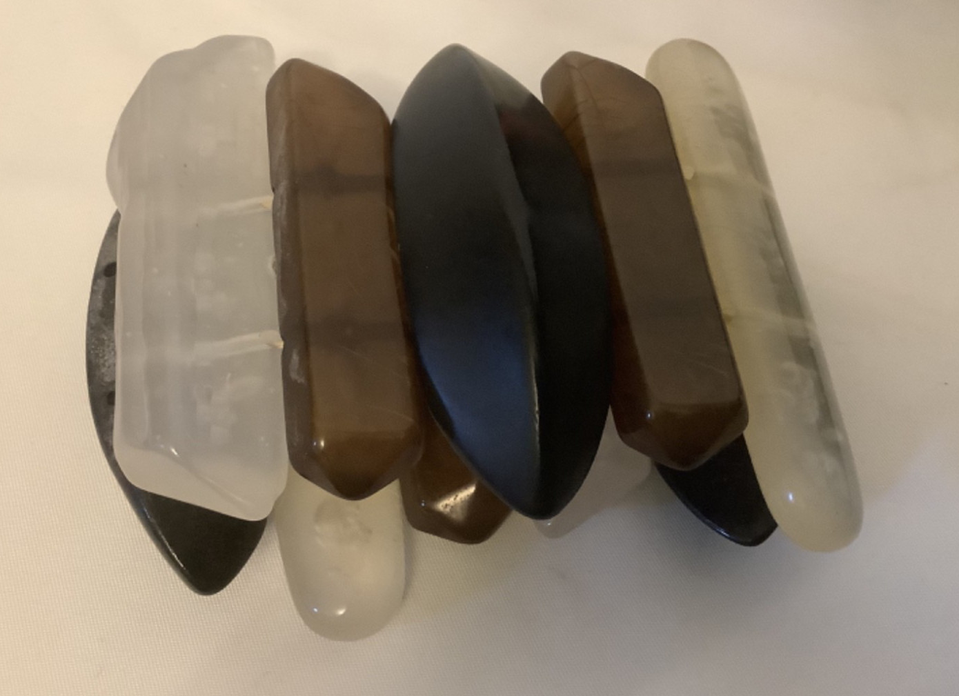 Plastic Chunky Stretch Wide Bracelet-clear/black/amber