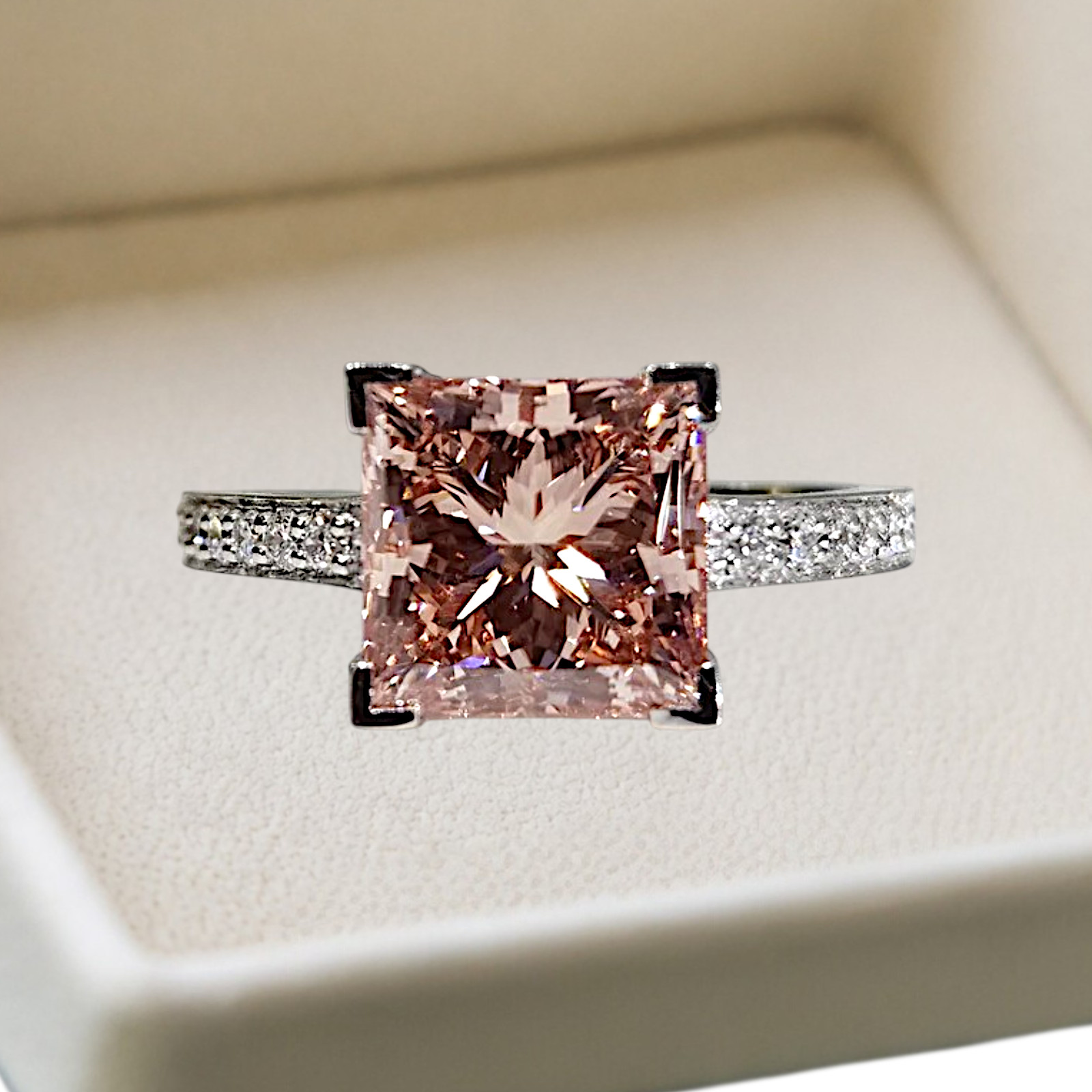 3.20 Ct Fancy Vivid Pink Princess Cut IGI Lab Grown Diamond Ring 14k White Gold