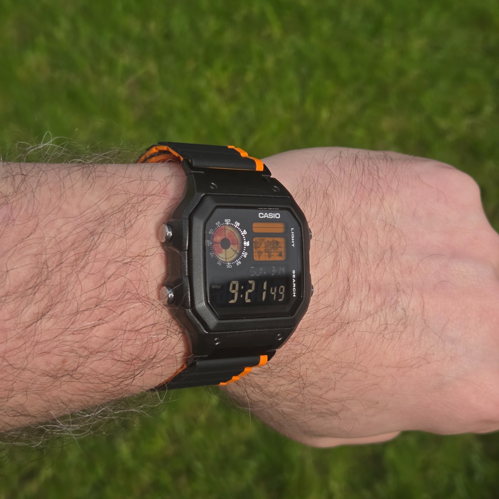 CASIO AE-1200WHD. Royale World Time Mod. Blood Moon (Dark Edition), Hydromod.