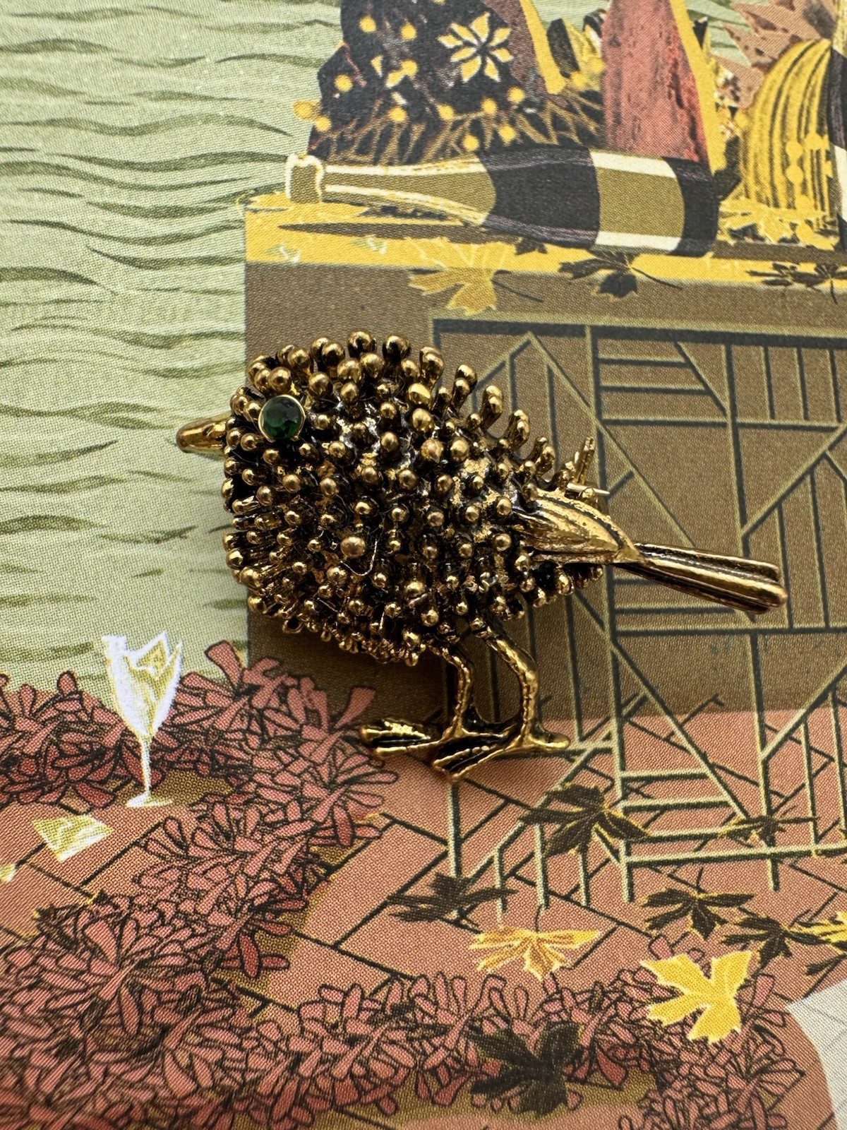 Vintage Bobbly Bird Brooch Gold Tone Metal With Green Sparkly Eye