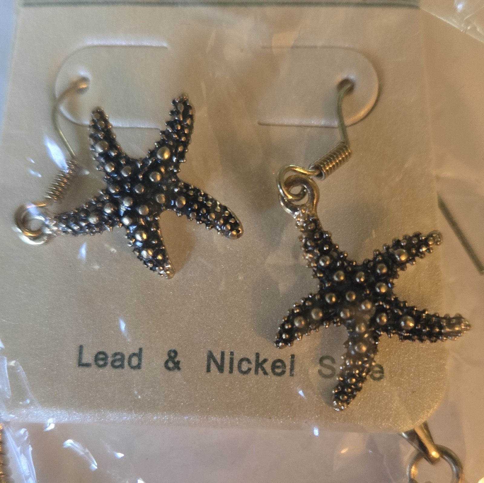 Starfish Beach Jewelry Set Necklace & Earrings, Gold With Black Tone, New