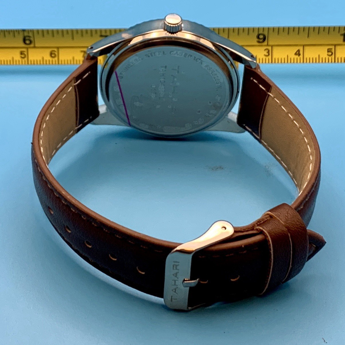 TAHARI By ACCUTIME Men’s Quartz Wristwatch Fluted Bezel Working New Battery