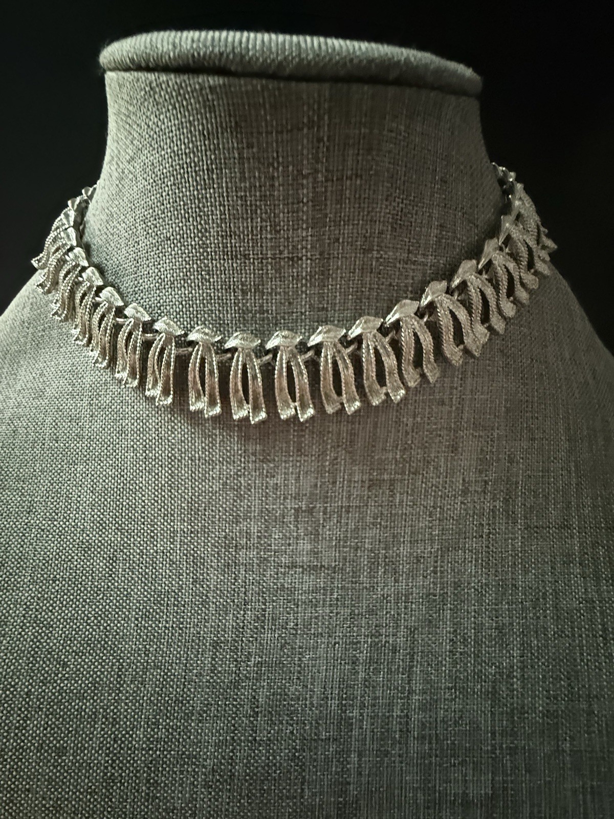 Vintage Silver Tone Collar Bib Statement Necklace Choker Career Art To Wear 16”