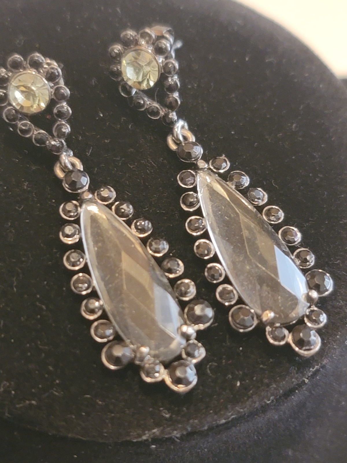 Avon Black Diamond Color Drop Earrings Gunmetal Gray Crystal Dangle 2007