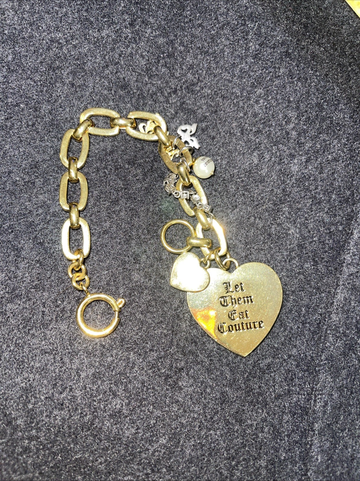 Juicy Couture LET THEM EAT COUTURE Heart Pearl Charm Bracelet Gold Tone