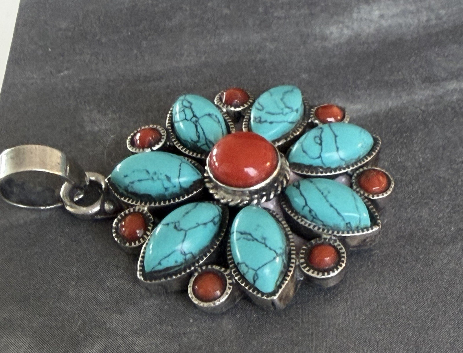 Vintage Nepalese Tibetan 925 Sterling Silver Turquoise Red Coral Pendant Garuda