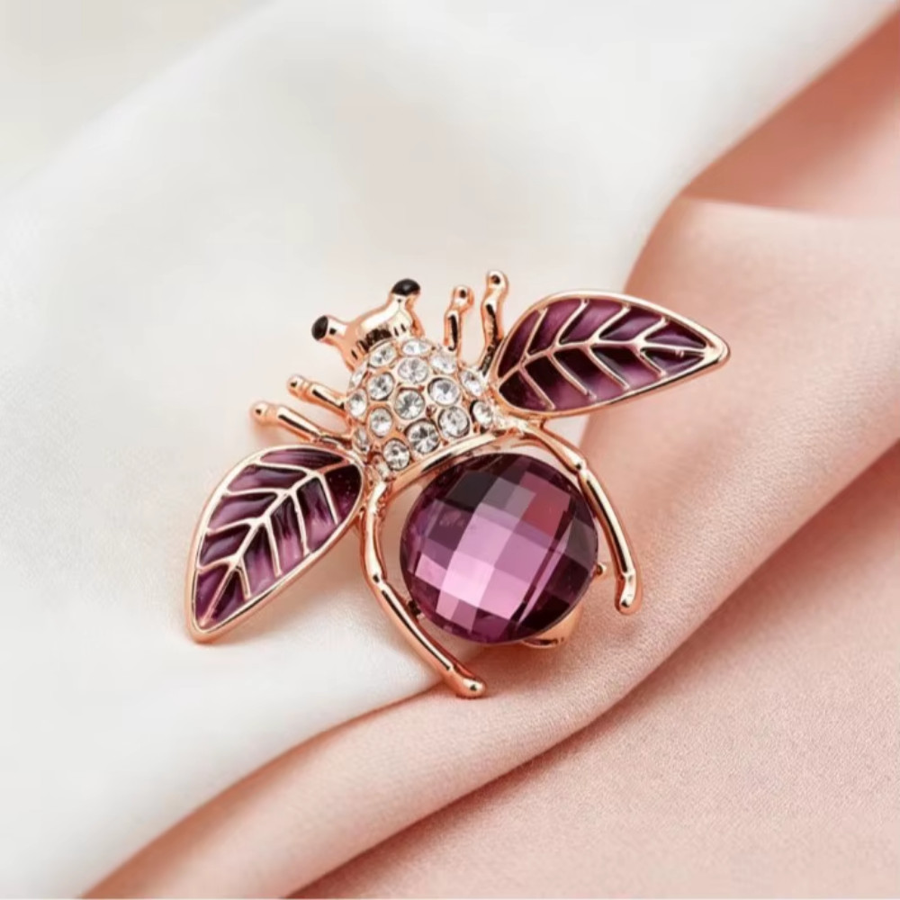 Vintage Purple Crystal Bee Brooch Pin Rhinestone Gold Tone Insect Jewelry Gift