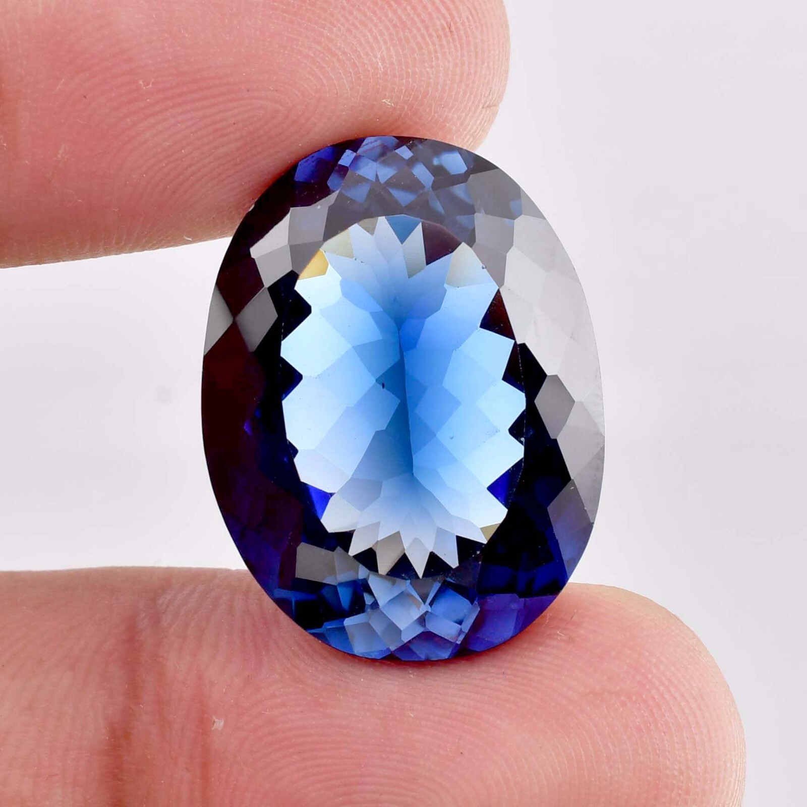 24 x 18 MM Natural Ceylon Ceylon Blue Sapphire Gemstone 39.65 Ct (GIT) Certified