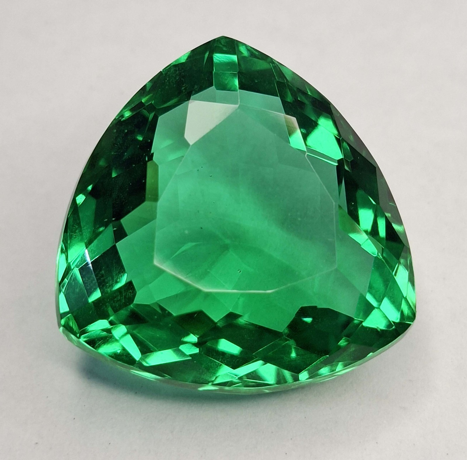 Natural Topaz Trillion Cut Green Color 59-61 Ct Certified Loose Gemstone RK1113