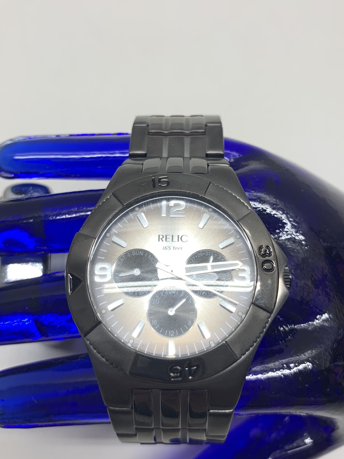 Relic Wet Mens Watch 165 Feet 50 Meters