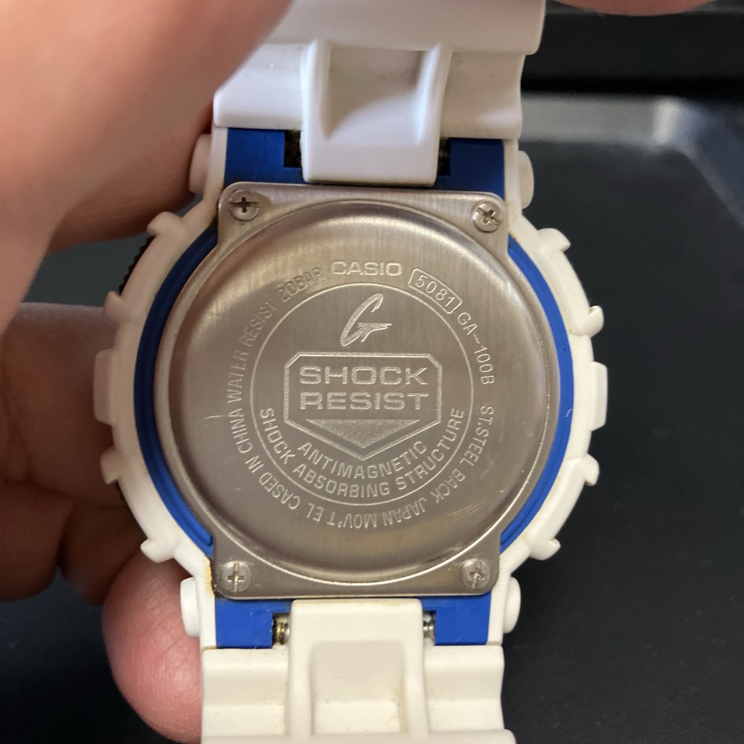 Excellent condition G SHOCK GA 100B White