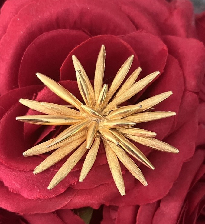 Marcel Boucher Signed Gold tone Textured Star Starburst Burst Brooch Art Deco