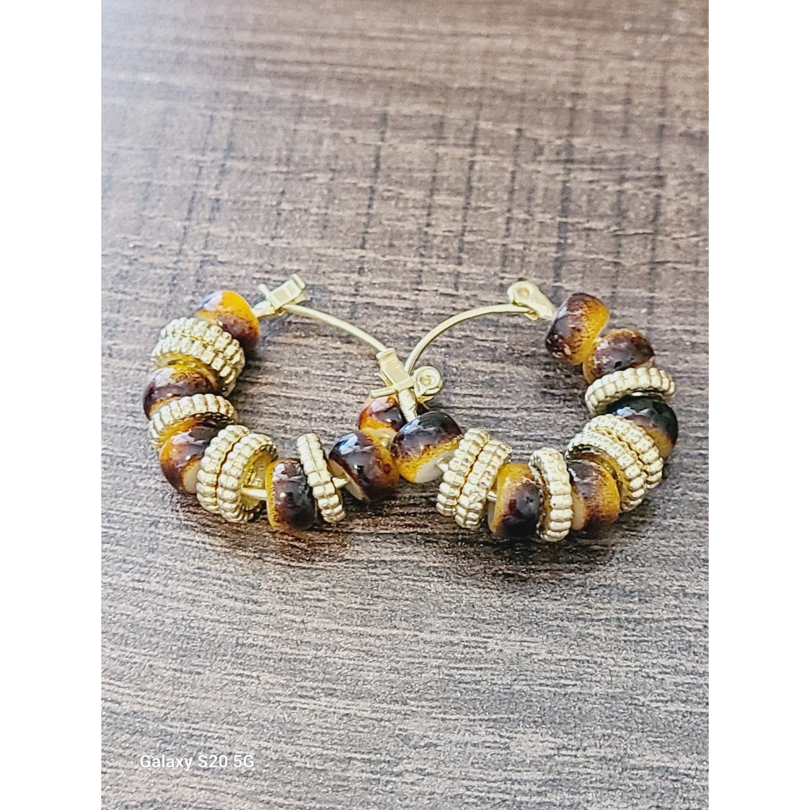 Gold Tone Beaded Hoop Earrings Brown Amber Earth Tone Latch Back 1 Inch