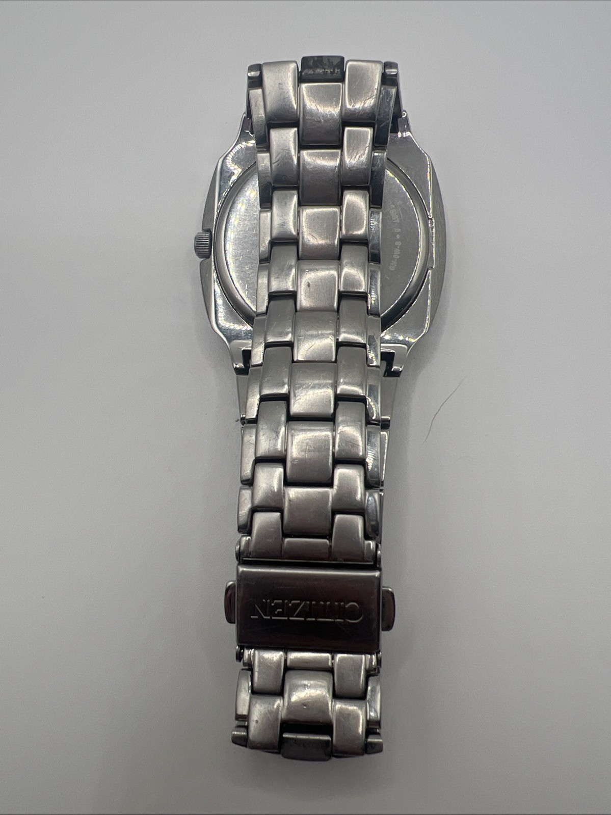 Citizen Eco-Drive Mens Watch 38mm Gray Dial Date E111-S022240 Stainless 6.75″