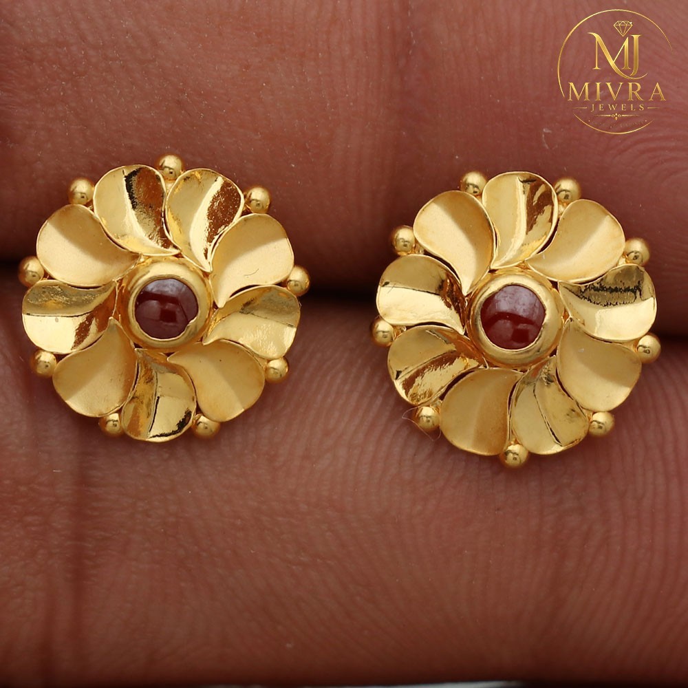 22K Hallmark Striking Jewelry Gold Stud Earrings | Elegant 1.3cm Gold Earrings