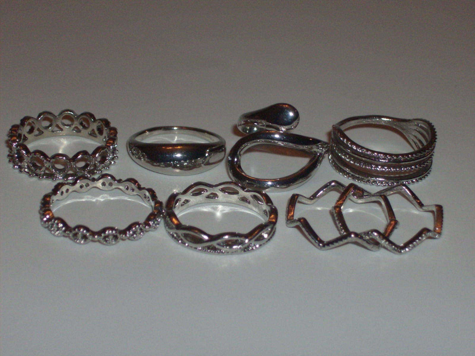 8 Pc. Silvertone Unique Band Variety Ring Lot-Sizes 7, 8, 8.5, 9 & 9.5