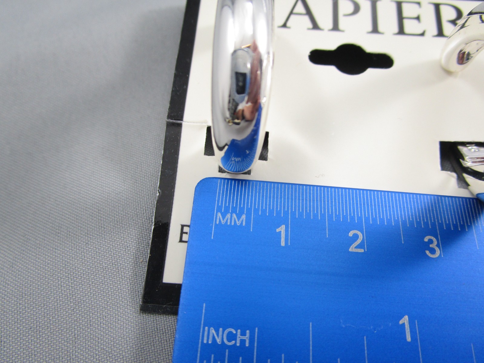 NWT NAPIER Silver Tone 1 1/4″ Hoop EZ Comfort Clip on Earrings 179J