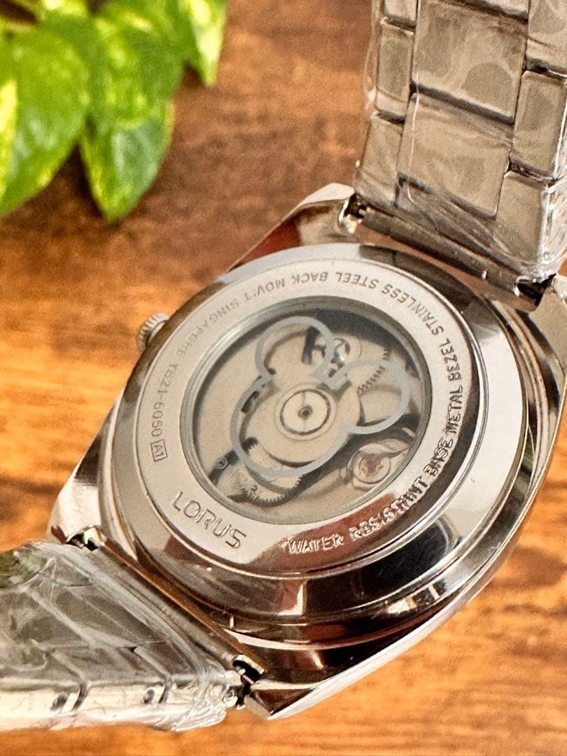 Mickey Mouse Wristwatch White/Silver Analog Mechanical from Japan Automatic