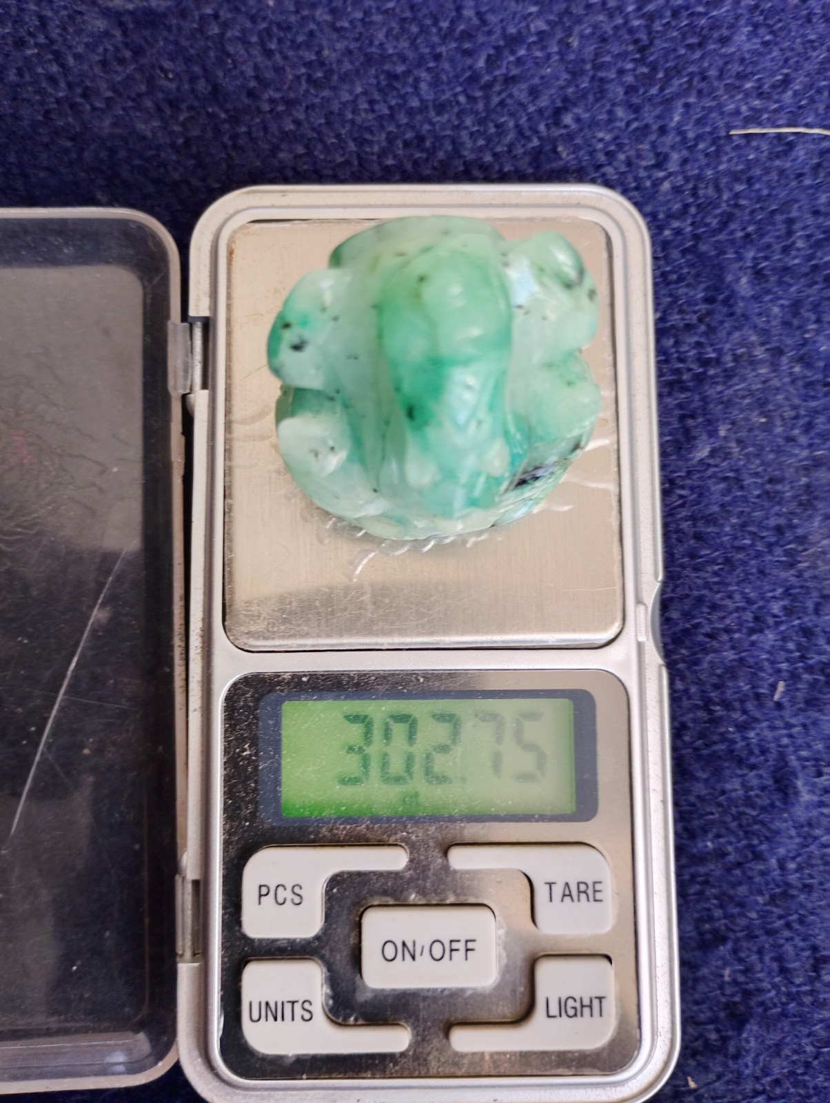 302.75 Ct Emerald Green Ganesh