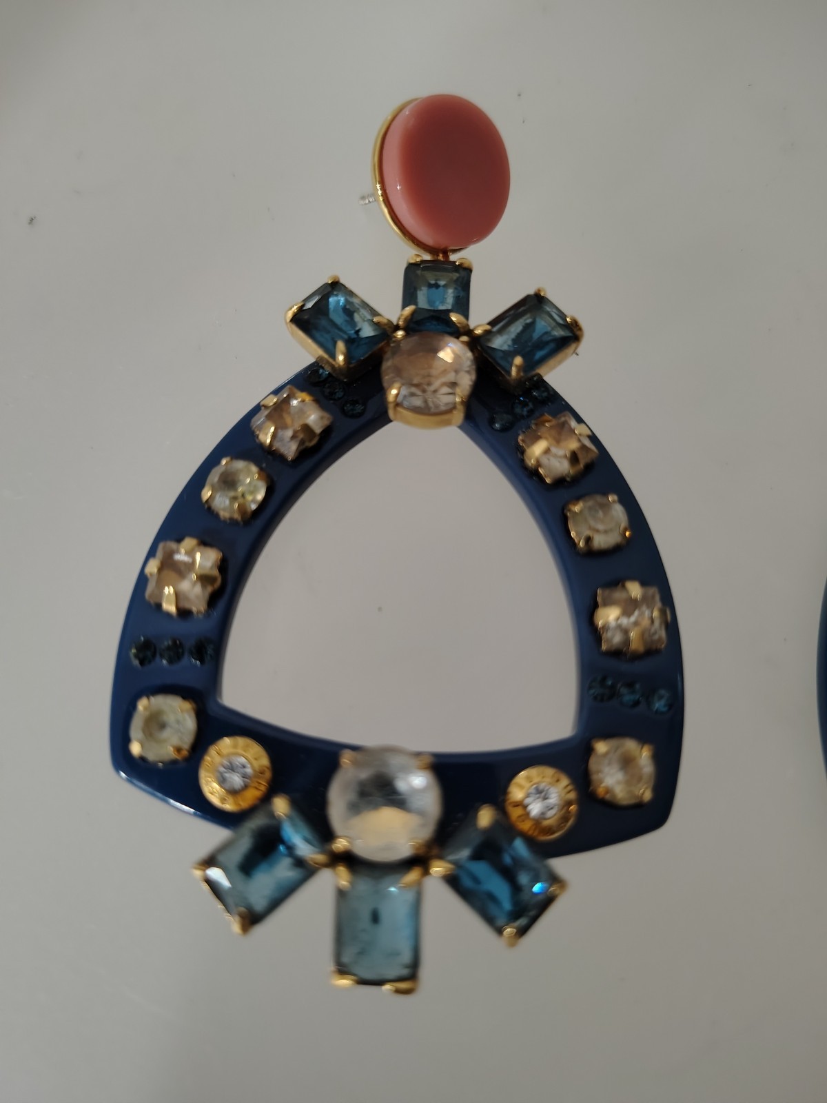 Beautiful and Elegant Henri Bendel earrings.