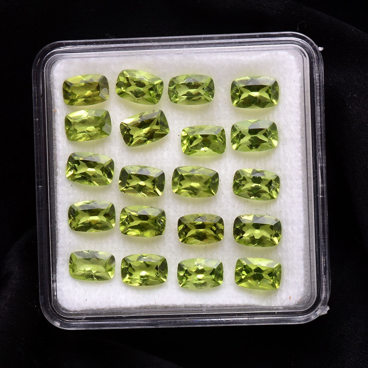 20 Pcs VVS Natural Peridot 6mm*4mm Calibrated Ravishing Color Lustrous Gemstones