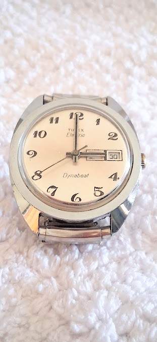 Vintage Timex Electric Dynabeat Mens Watch All Silver Tone With Day-Date SS Band