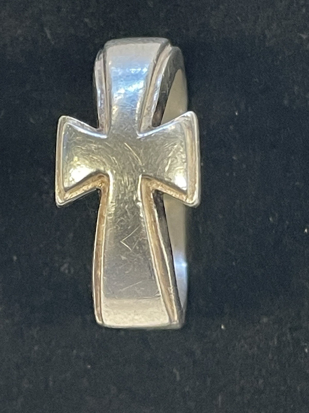 (G1426) Pre-Owned Sterling Silver Cross Ring Size 10.5 (10.7 Grams)