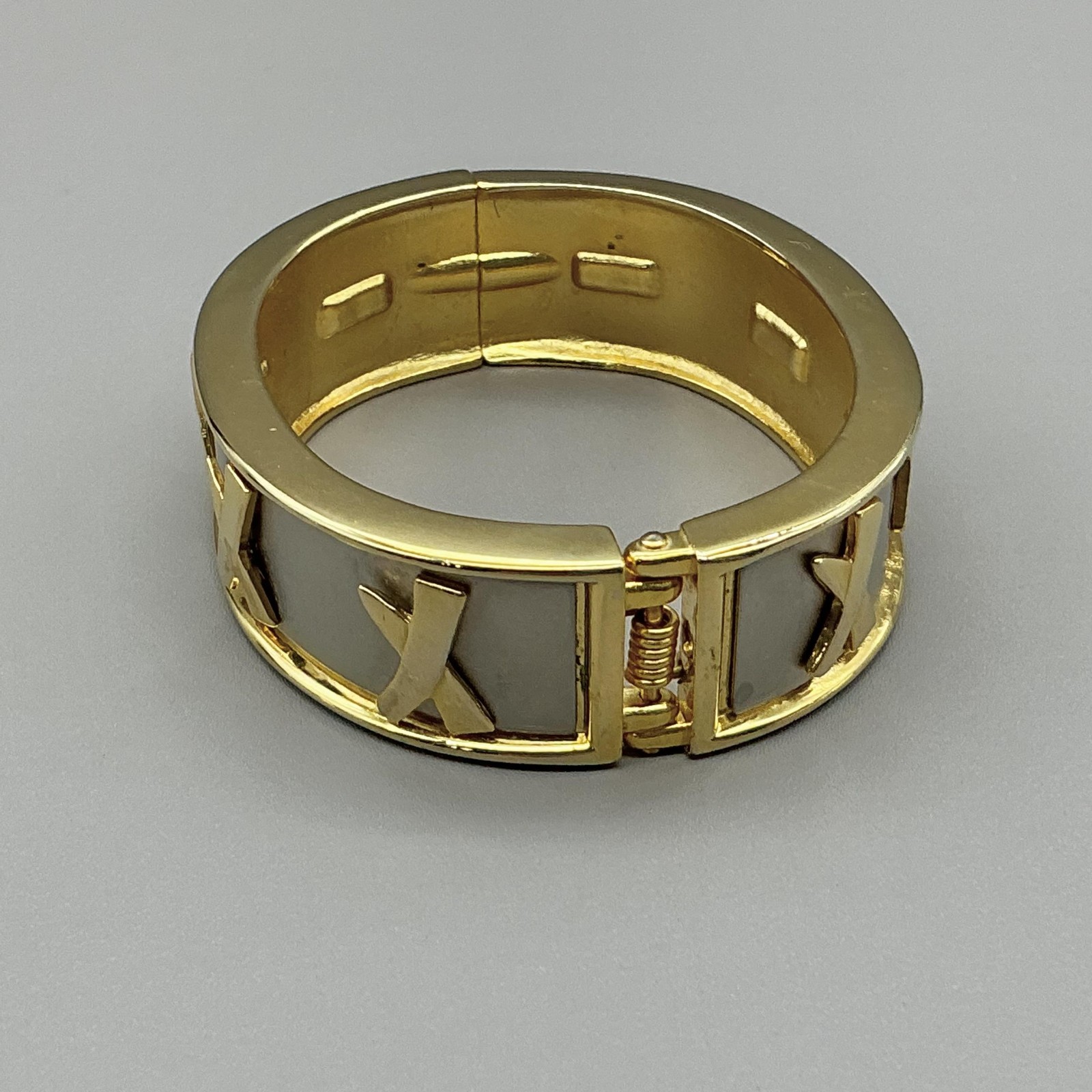 Bracelet Gold Tone Gray X Motif Hinged Bangle Push Lock Womens Fashion Jewelry