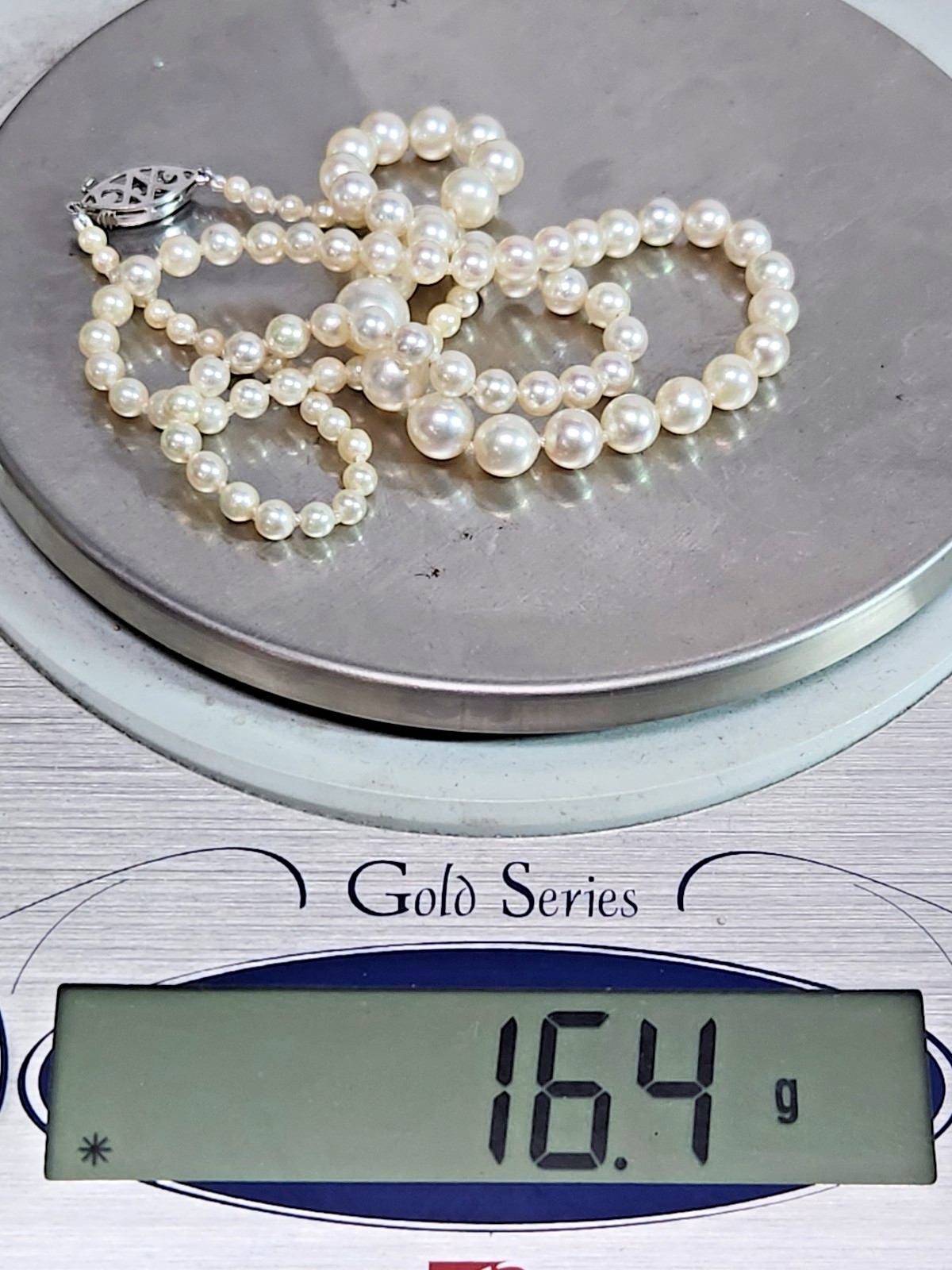 VINTAGE 2.50-8.00mm AKOYA Cultured Pearl & Diamond Graduated 20″ Strand Necklace