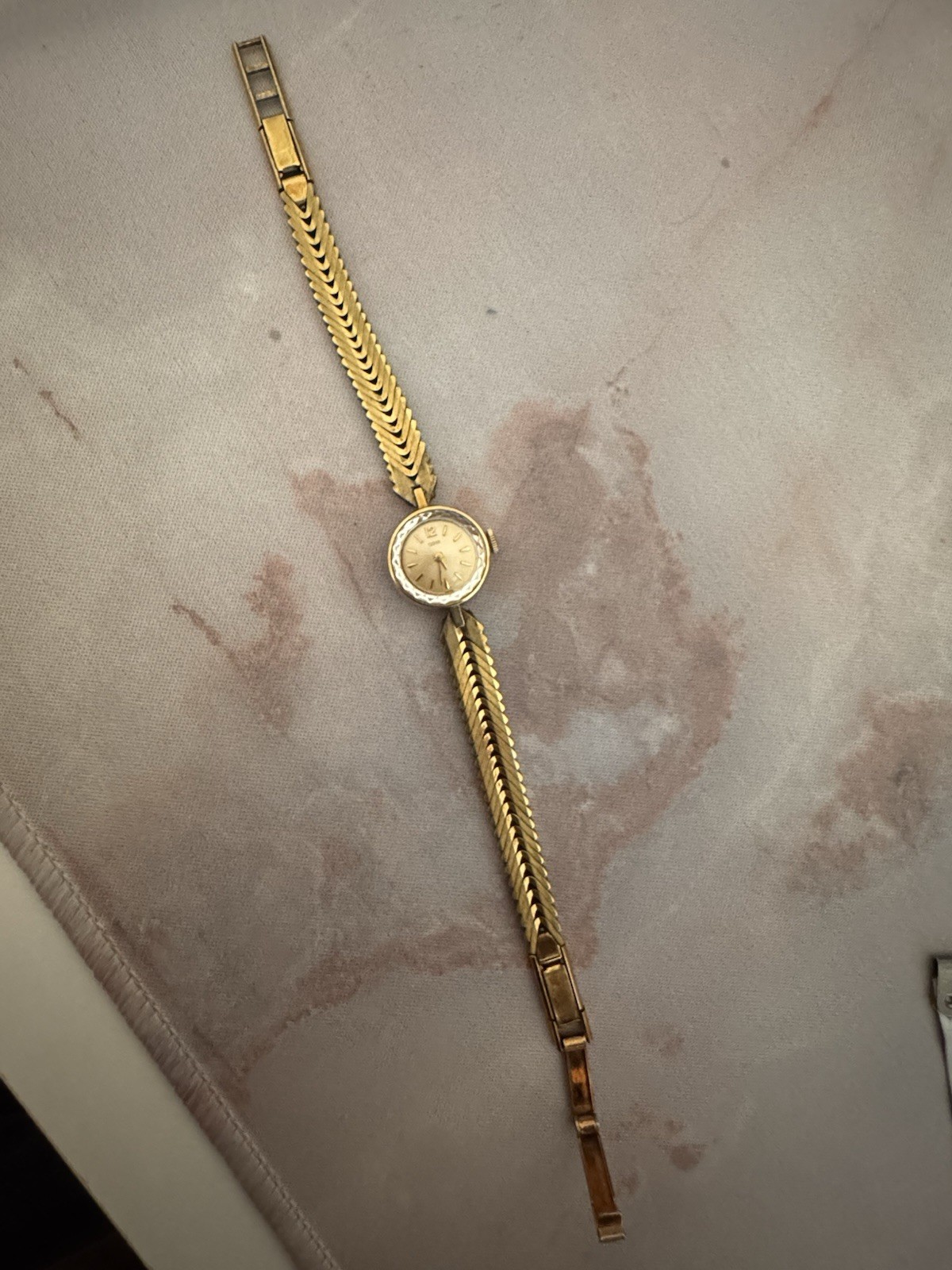 VTG 1960s Tudor Swiss Ladies Cocktail Watch 18mm Faceted Crystal 7.25” RUNNING