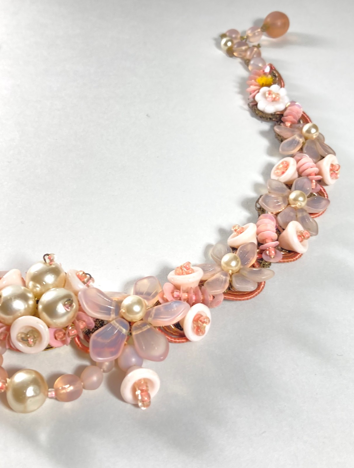 Vtg W Germany Wired Molded Glass Flower Cluster Pink Fruit Salad Necklace 15.5″
