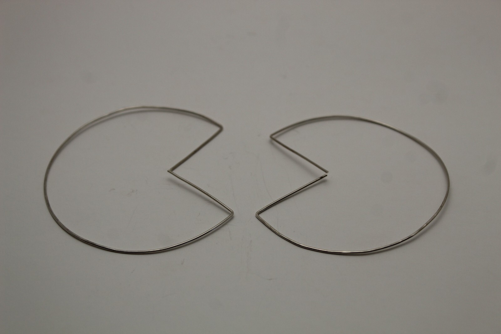 925 Sterling Silver “Pac-Man” Shaped Fashion Earrings – 2.248g