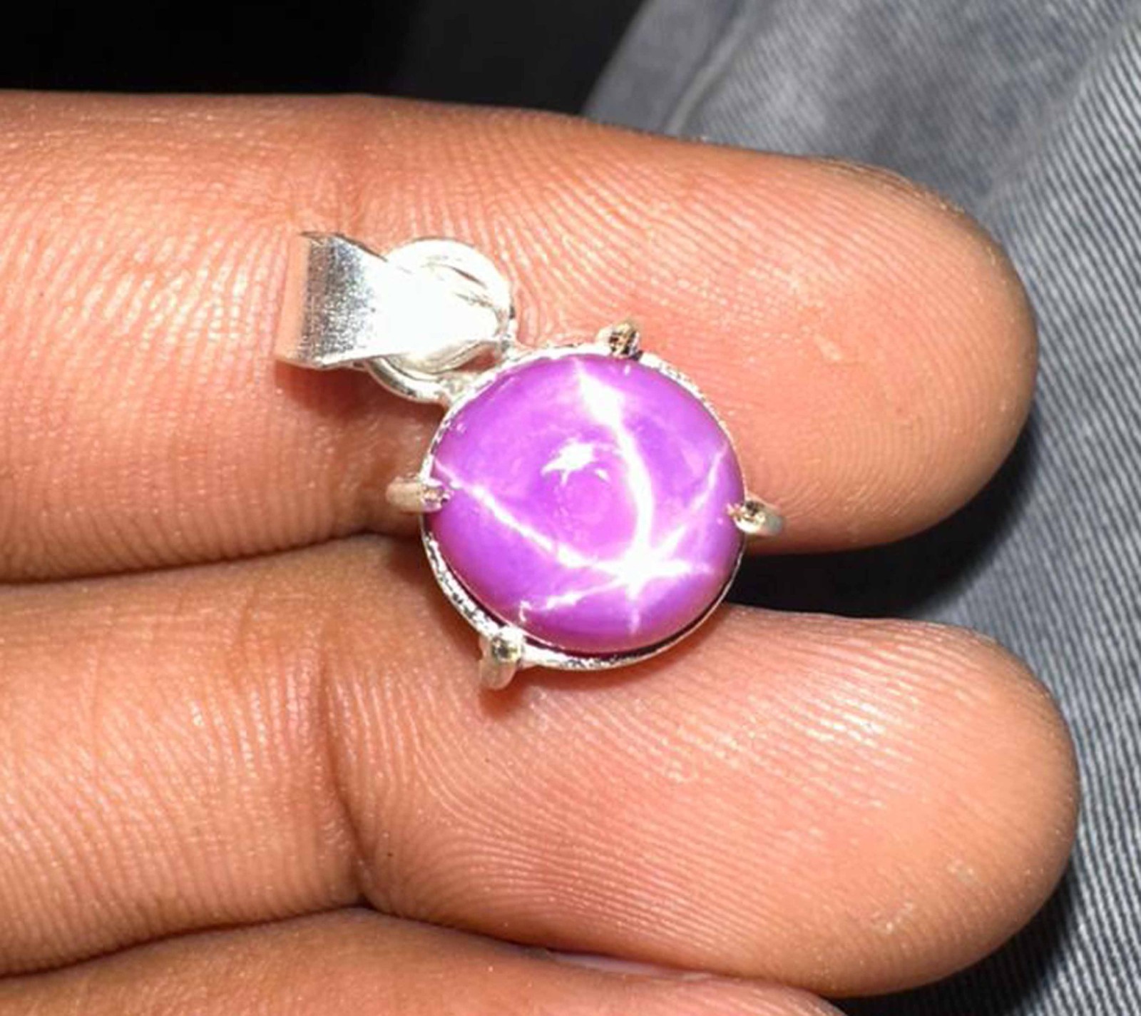Natural 11.70 CT Purple Star Sapphire Round Cut Certified Gemstone Pendant 925