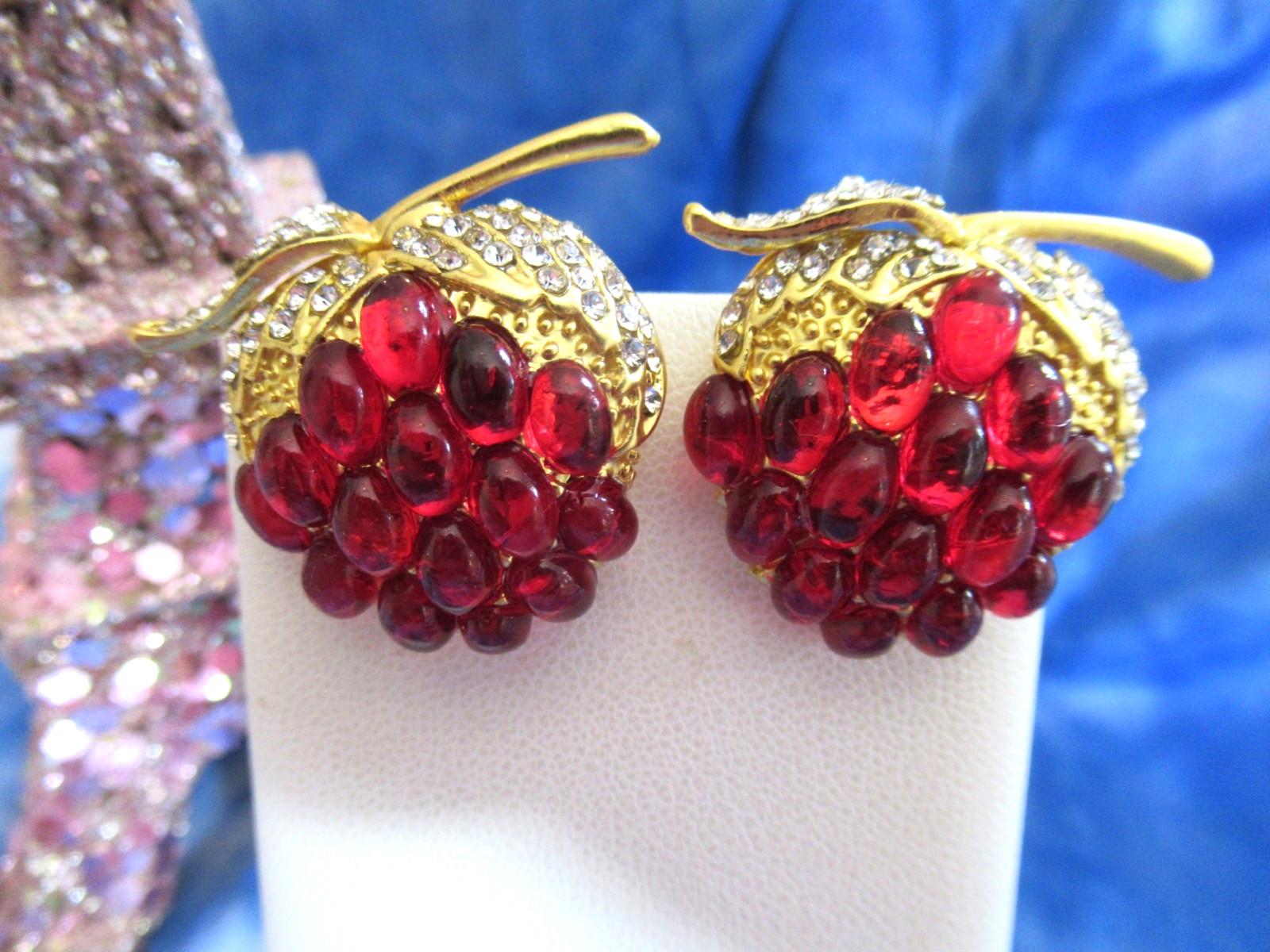 Red Raspberry Cabochon Earrings Gold Tone Fruit Crystal Pierced Statement NEW