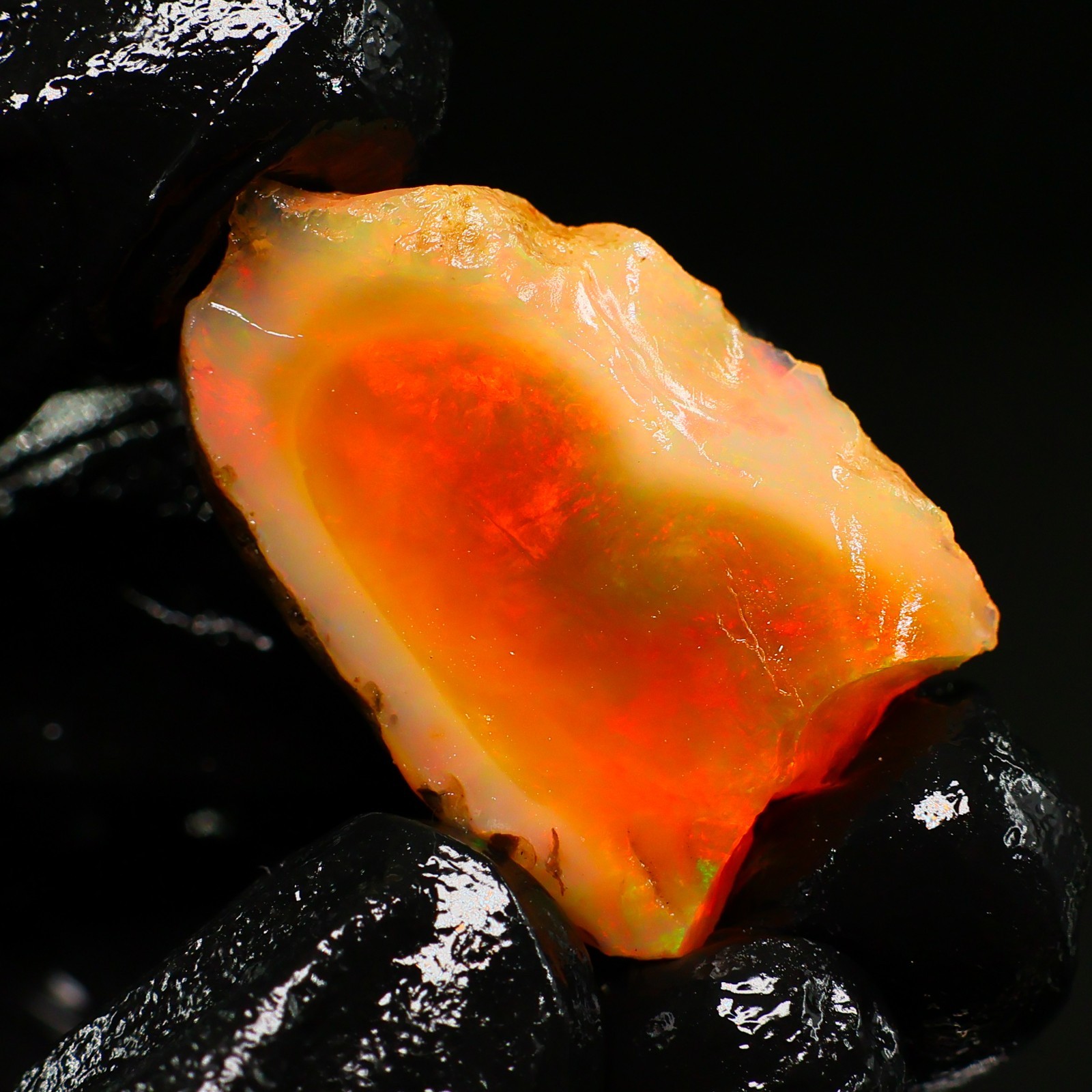 Natural Ethiopian Welo Opal Rough 28.75 Ct Gemstone – Bright Play of Color Fire