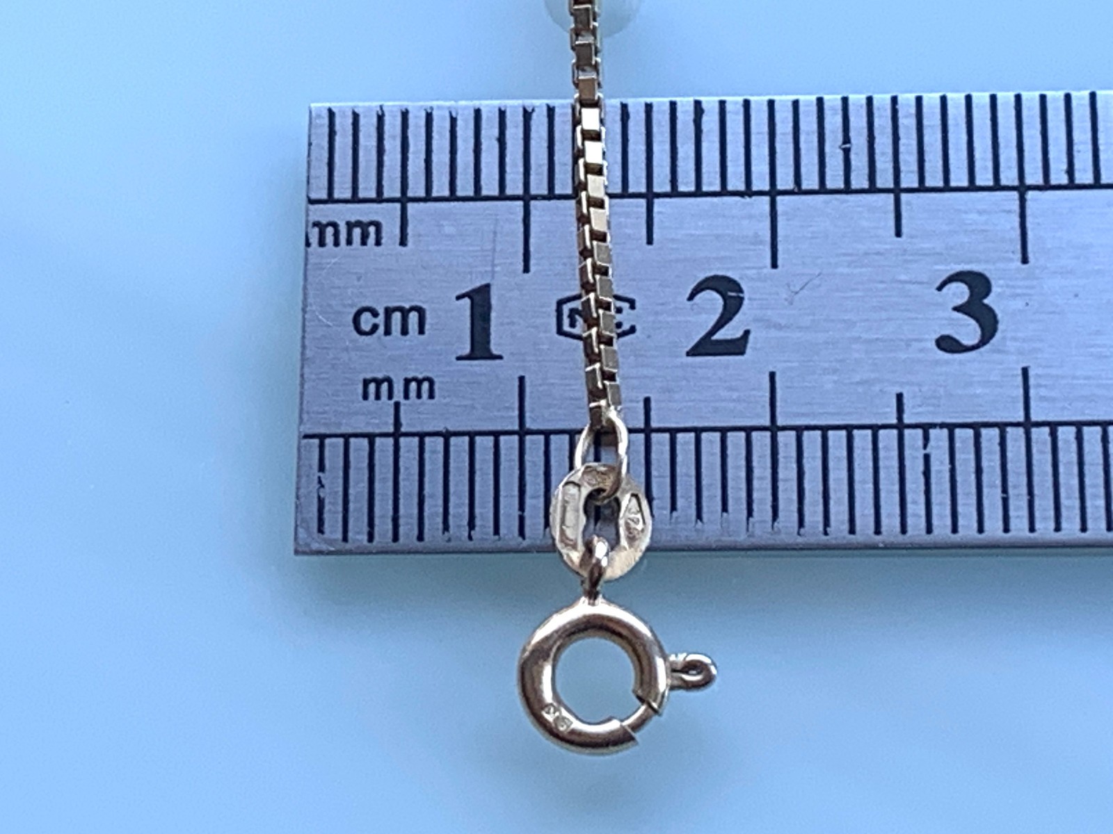 9ct / 9k Gold Ball Ball & Box 23.5″ Chain 7.83g