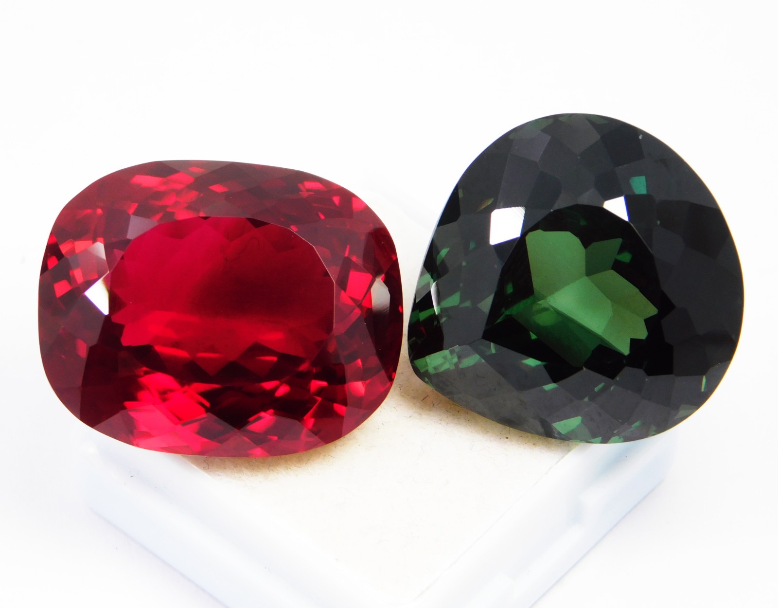 Certified PIGEON BLOOD RED Ruby / GREEN SAPPHIRE 97.70 Ct Natural Exclusive Pair