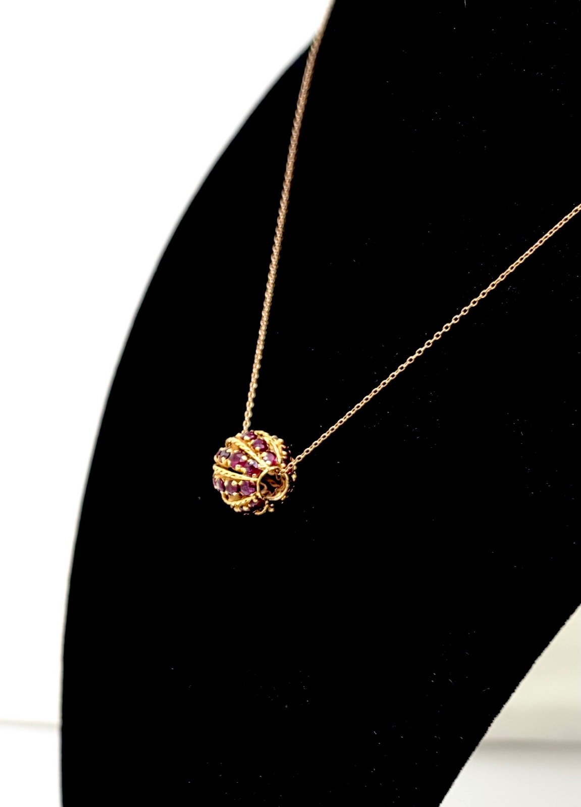 EFFY 14K GOLD 21.5″ NECKLACE W/VINTAGE 18K MULTI RUBY SPINNING BALL PENDANT