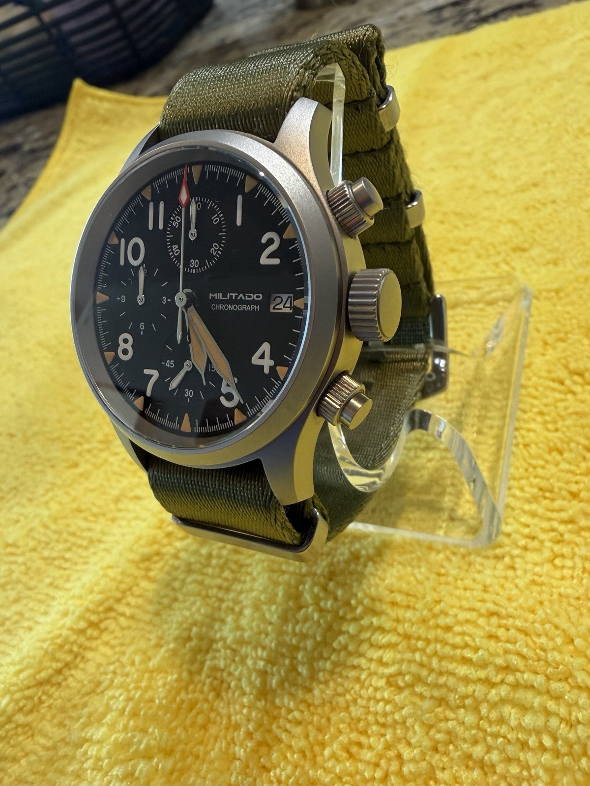 Militado Retro Chronograph ML1868-2 VK67 Date 39mm