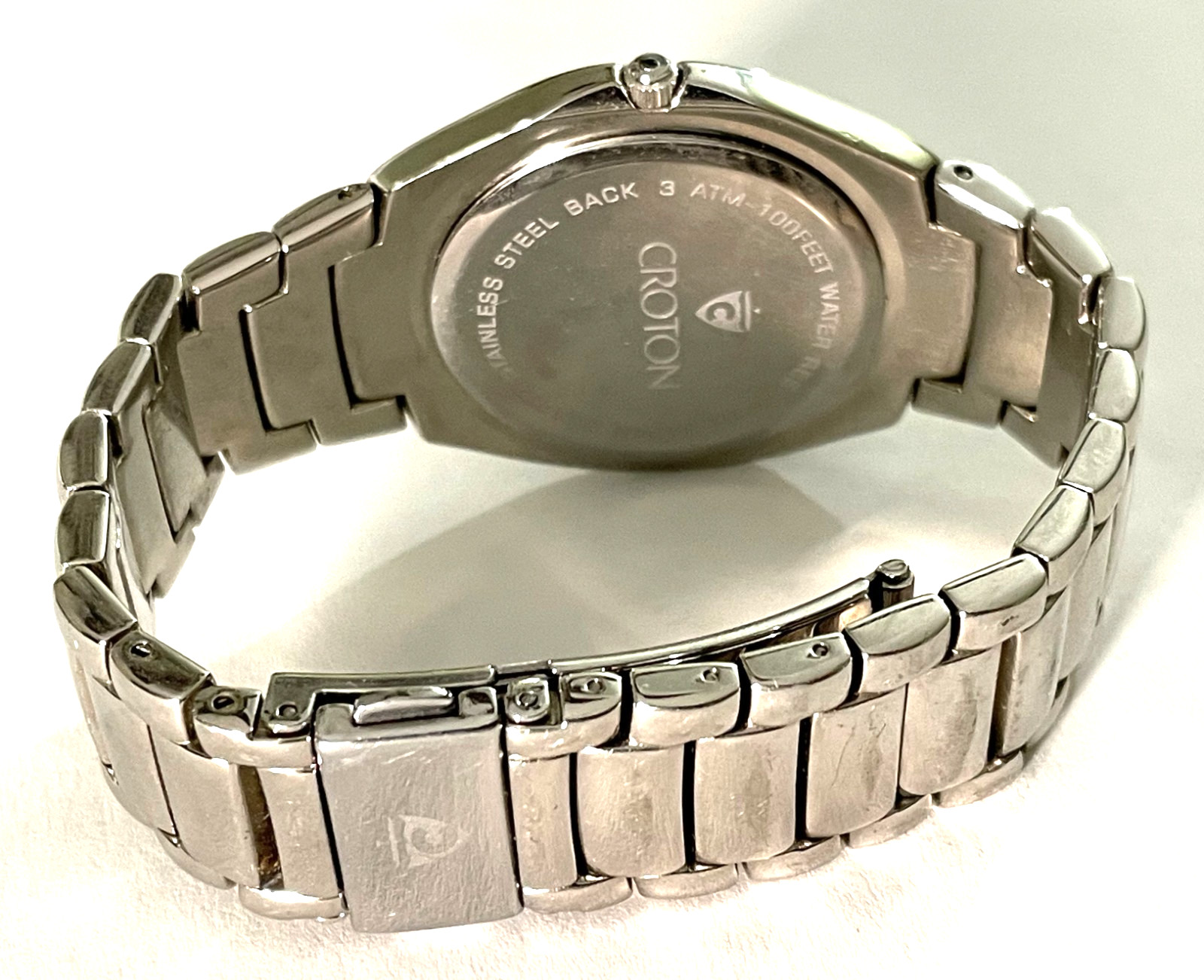 Croton Lord Harris watch 3ATM 100 feet, New Battery, Working – Wrist 6 7/8″.