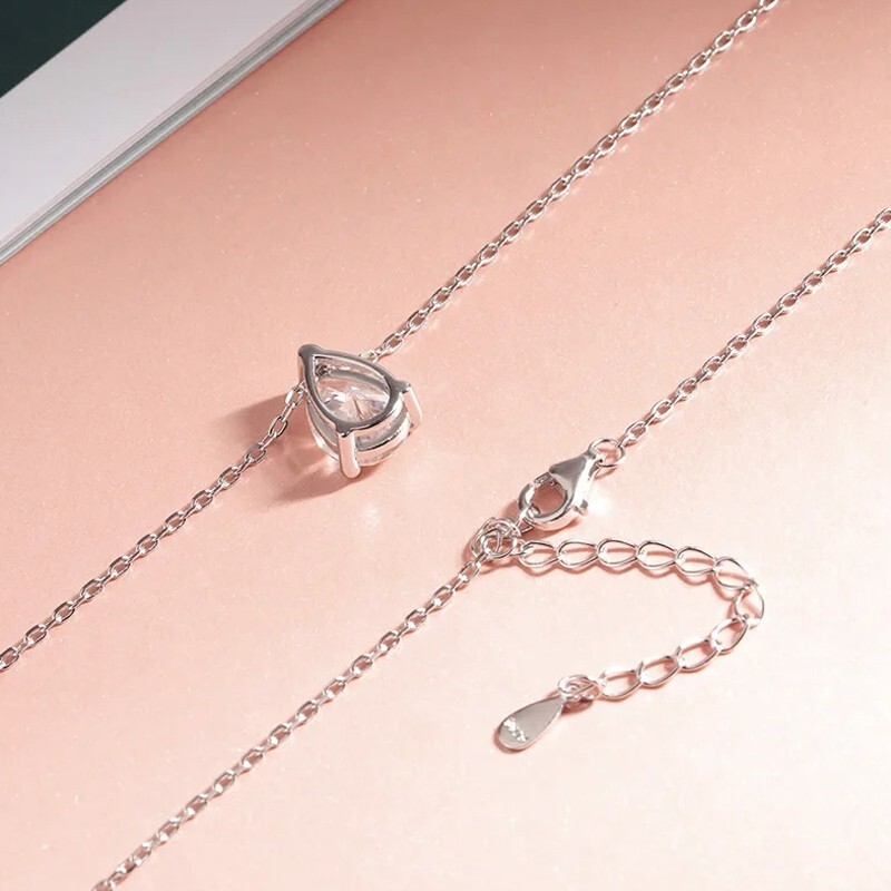 1-2ct Pear Cut Moissanite Solitaire Pendant Necklace S925 Silver 18K Gold Plated