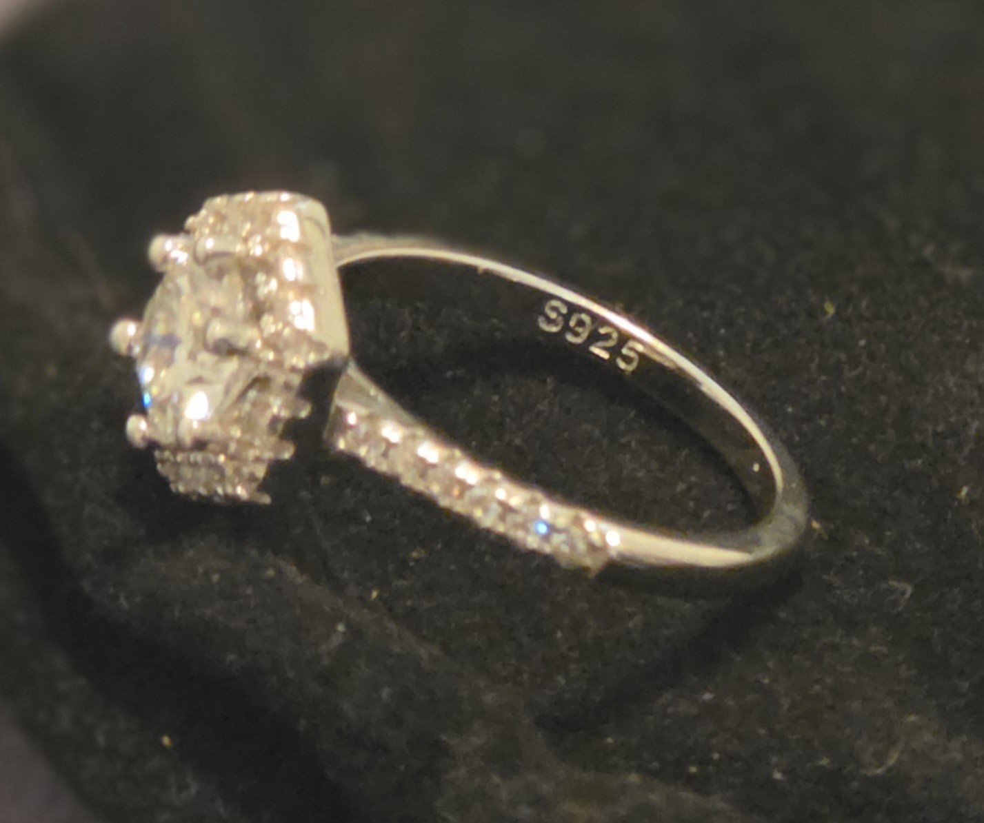 925 Sterling Silver 1.0ct Moissanite Halo Pave Band Size 6