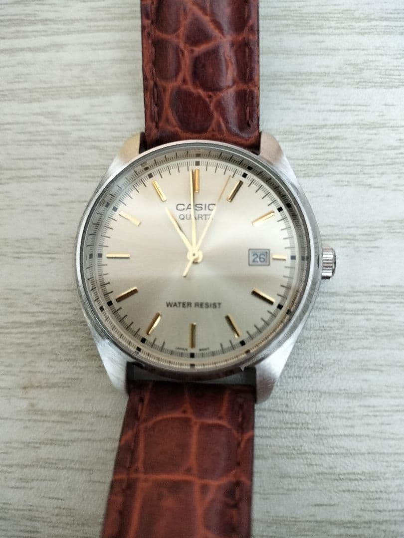 MTP-1175E-9AJH Brown x Gold?