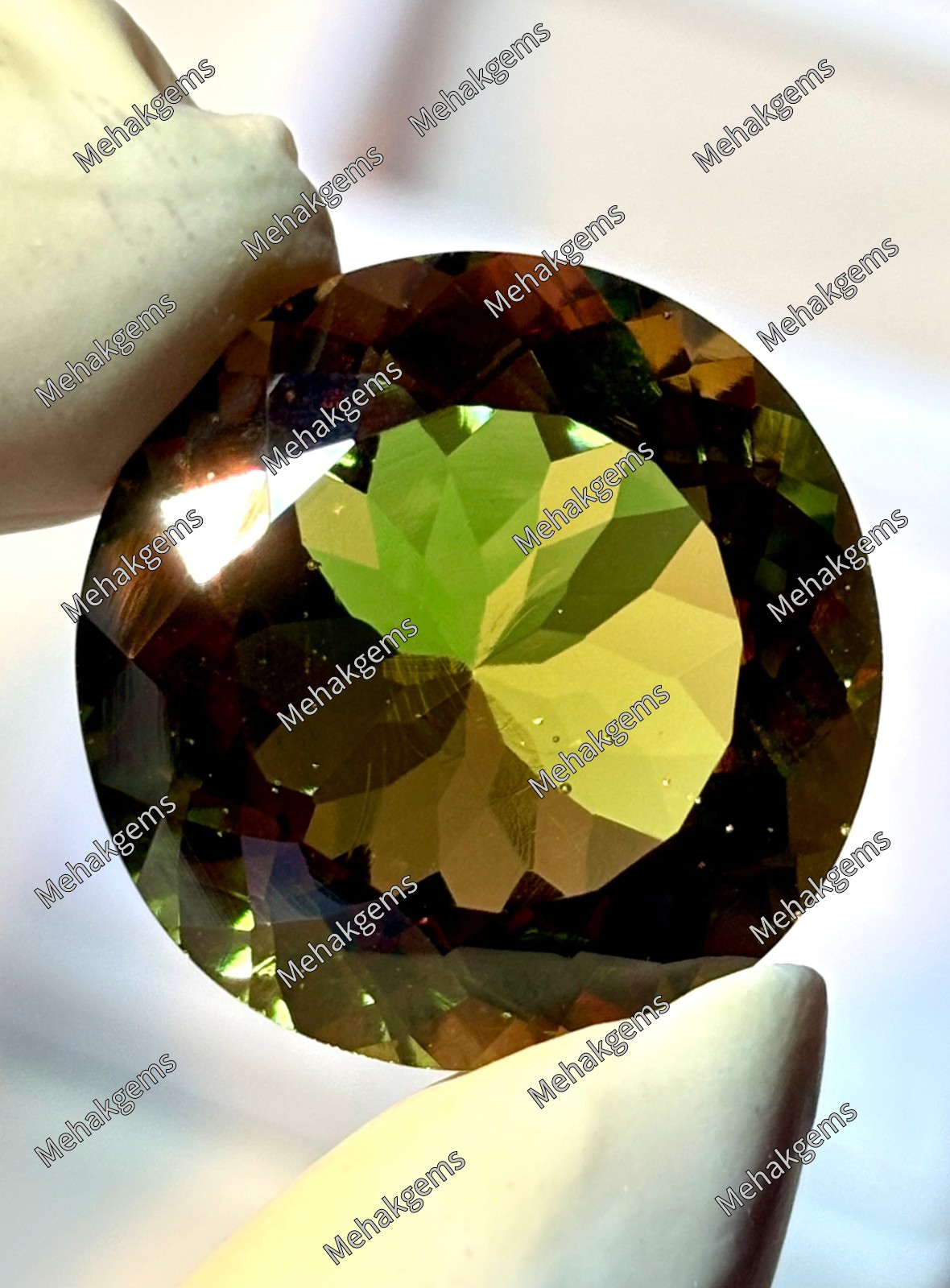 38Ct Certified Color Change Zultanite Round Gemstone, for Wire Wrapping